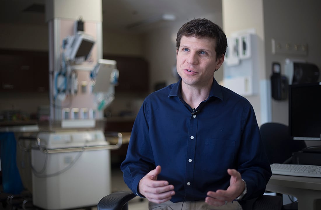 Dr. Nathan Lepp, a Phoenix neonatologist at Maricopa Integrated Health System, said newborns with Neonatal Abstinence Syndrome are “emotionally challenging for a lot of the caregivers.” (Photo by Johanna Huckeba/Cronkite News)