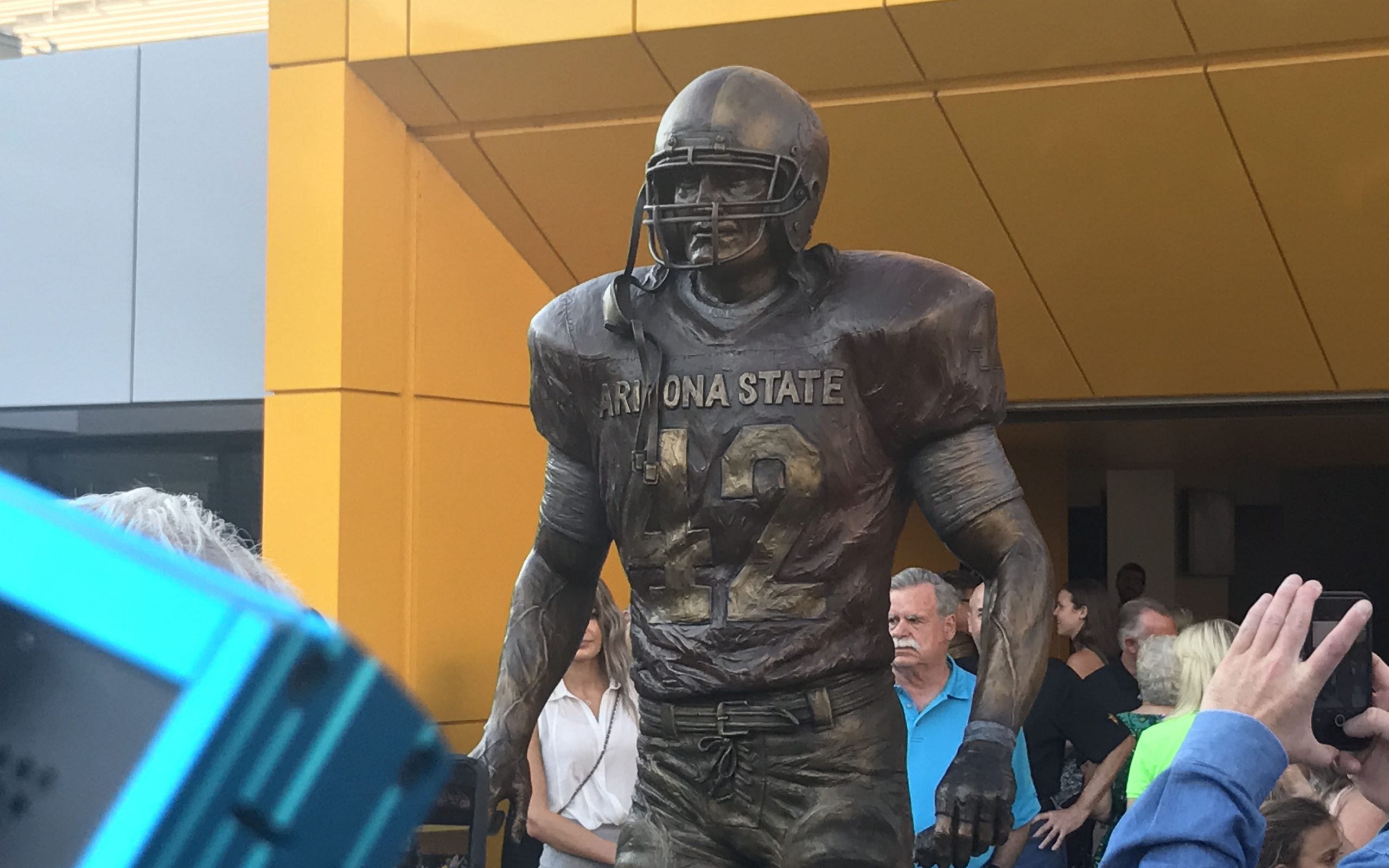 Pat Tillman, Sports Custom Statue