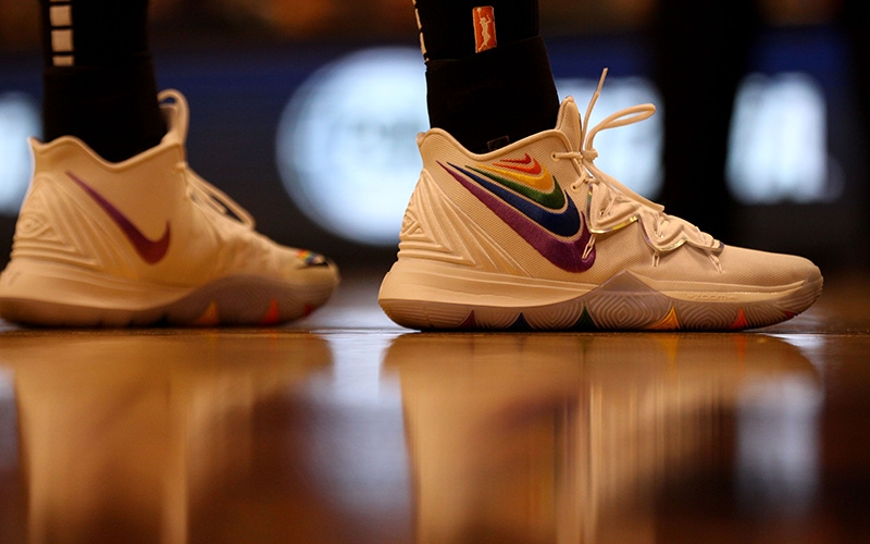 Phoenix Mercury Mercury Pride Night benefits LGBTQ community, local