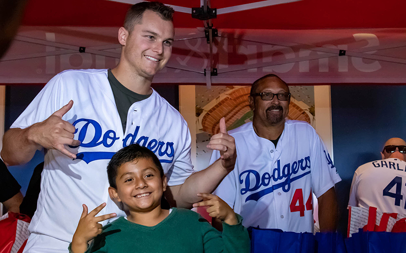 Dodgers turkey giveaway brings community together near Thanksgiving