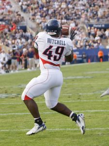 From UArizona to the Super Bowl: Earl Mitchell's long, winding journey