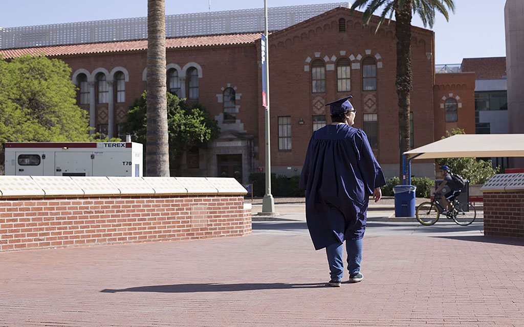 Latest student debt relief plan could save 11,700 Arizonans $840 million