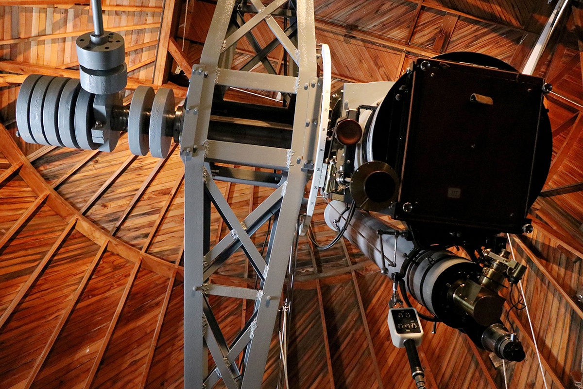 The telescope used to discover Pluto is one of the destinations on Lowell Observatory’s Pluto Tour, which takes place during the annual anniversary celebration. (Photo by Hope O’Brien/Cronkite News)
