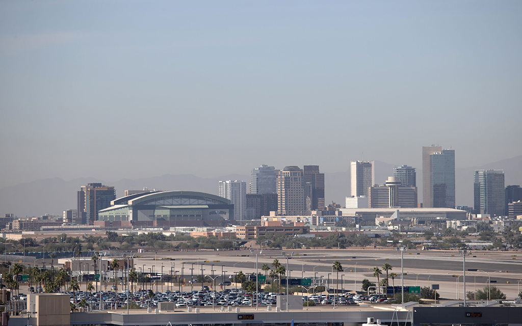 Maricopa County is failing the Environmental Protection Agency’s latest ozone standards. The EPA has has reclassified the county from marginal to moderate for non-attainment of ozone limits. (File photo by Kasey Brammell/Cronkite News)