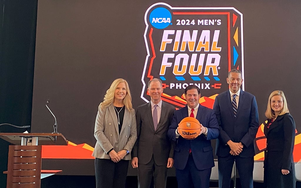 لوگوی مسابقات چهار فینال مردان NCAA 2024 قبل از بازگشت فونیکس رونمایی