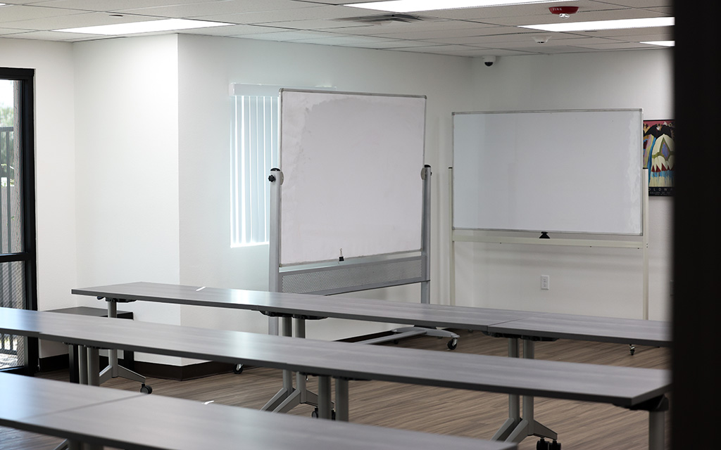 A classroom and meeting area at HomeBase Surprise. (Photo by Logan Camden/Cronkite News)