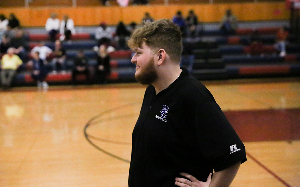 Philip Studer rediscovered his passion for basketball on the sidelines as a coach after cutting his high school playing career short. (Photo by Nikash Nath/Cronkite News)