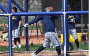 The switch-hitting Abraham Toro takes cuts from the left side of the plate at Brewers spring training.(Photo by Robert Crompton/Cronkite News)