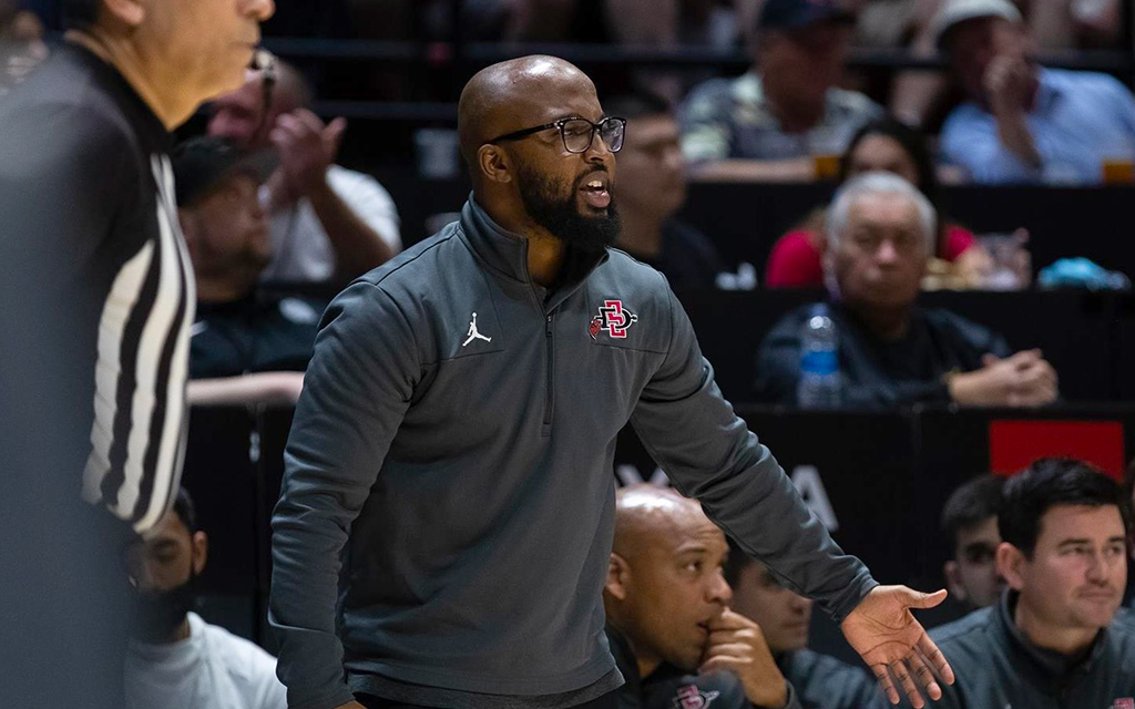 San Diego State Aztecs men’s basketball assistant coach JayDee Luster understands the moment of high-pressure games from his experience working with the Arizona Wildcats. (Photo courtesy of SDSU Athletics)