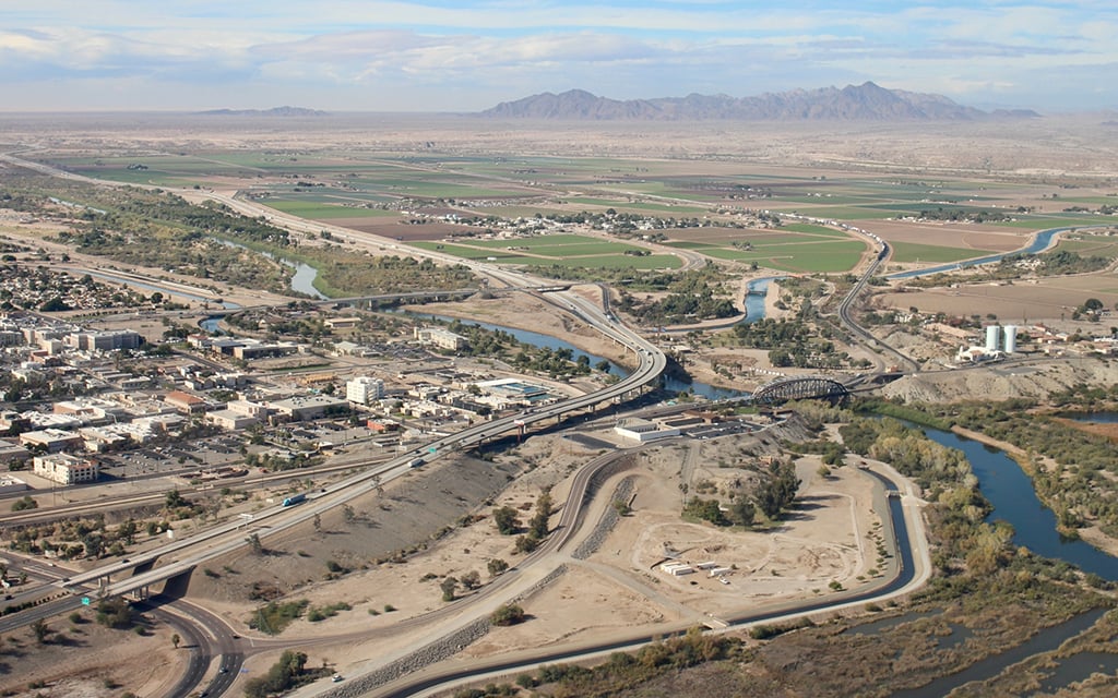 The Colorado River weaves through the Sonoran desert near Yuma, Arizona. Photo taken in 2021. (File photo by Luke Runyon/KUNC)