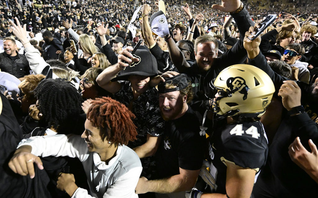 What is it like to be at the epicenter of college football? A weekend in Boulder highlights the Buffaloes’ wild surge