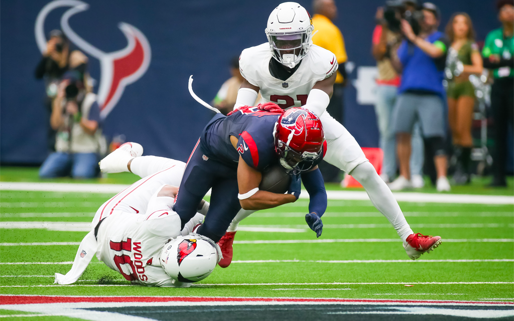 Texas, held ‘em: Defense holds Cards close in Houston as strong suit, eyes redemption vs. Rams