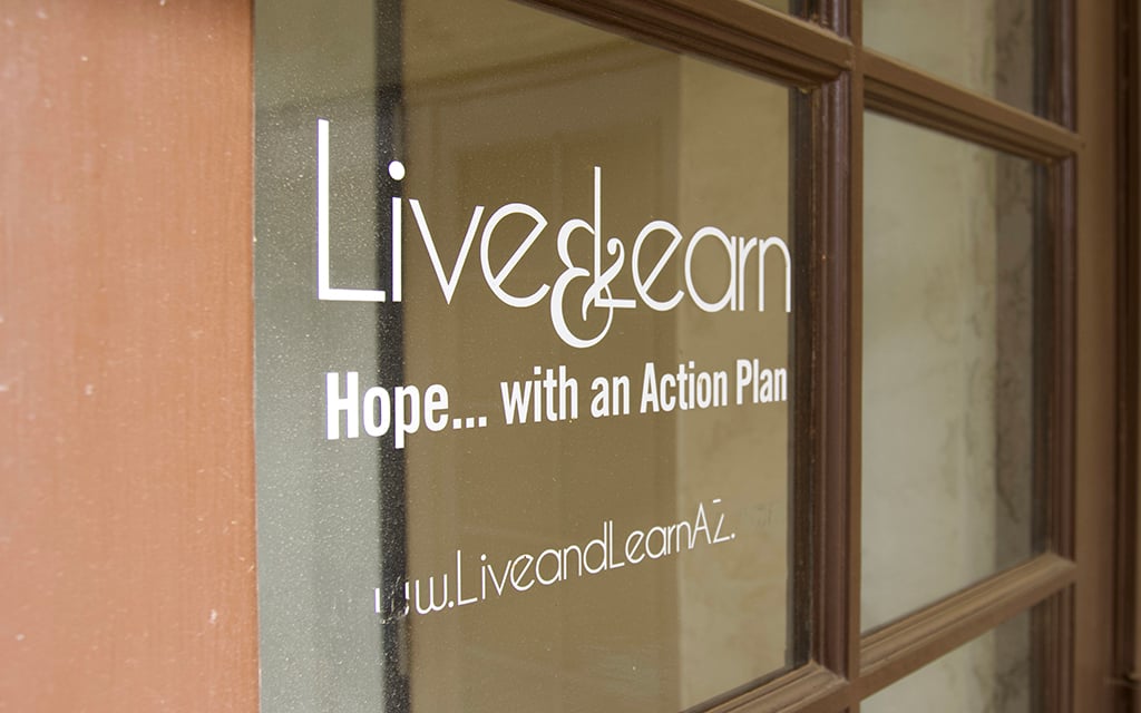 Live & Learn AZ, a nonprofit organization founded in 2012, aims to empower women in the Phoenix metro area and break generational poverty. (Photo By Hunter Fore/Cronkite News)