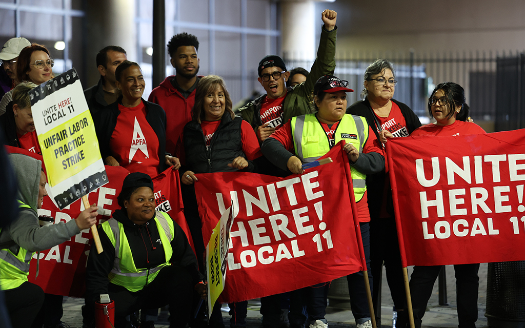 SSP America workers go on strike on Jan. 23, 2024, at Phoenix Sky Harbor International Airport in protest of late paychecks and poor labor conditions. (Photo by Marnie Jordan/Cronkite News)