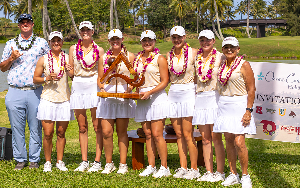 Ashley Menne, Grace Summerhays hold the trophy with the Arizona State Women’s Golf team to celebrate a dominant win at the Dr. Donnis Thompson Invitational in Lihue, Hawaii on March 19, 2024. (Photo courtesy of ASU Athletics)