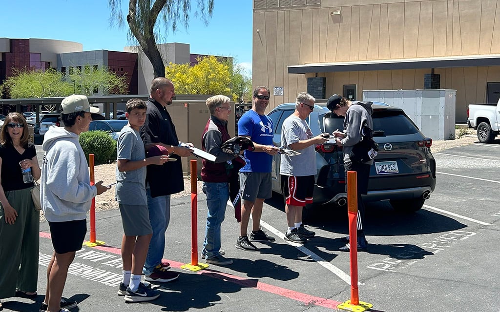 Arizona Coyotes rookie Josh Doan met with fans and signed autographs after practice Tuesday at the Ice Den in Scottsdale. (Photo courtesy of PHNX Sports)