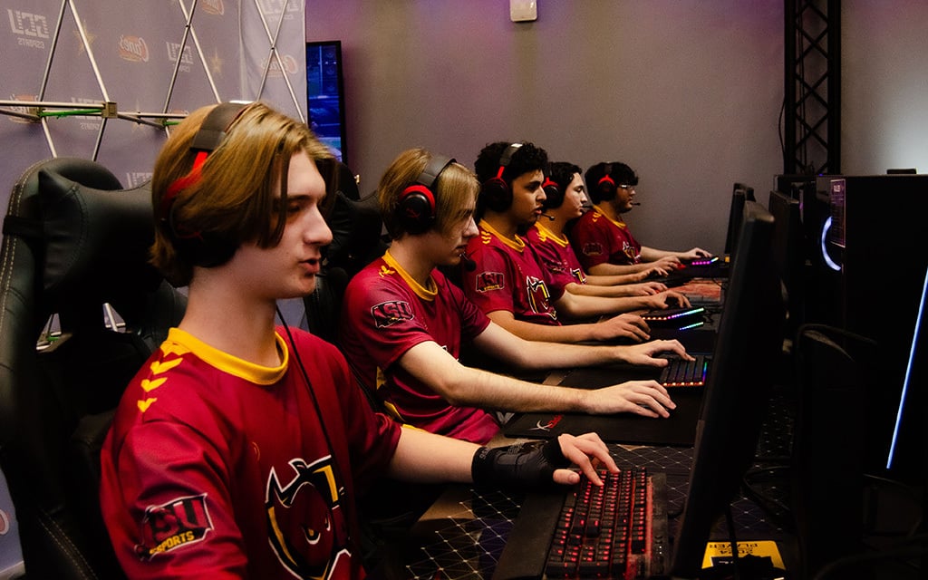 Without scholarships or backing, ASU's scrappy Overwatch team has emerged as one of the best in the nation in the collegiate esports scene. (Photo by Sammy Nute/Cronkite News)