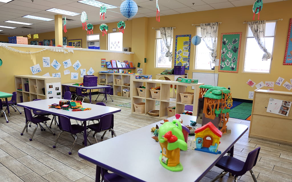 A classroom sits empty in Imagination Childcare and Preschool in Litchfield Park as children play outside on April 2. Families at this preschool have received funding from Quality First, a quality rating and improvement program. (Photo by Kevinjonah Paguio/Cronkite News)