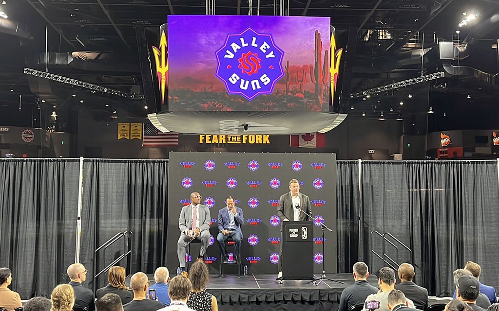Phoenix Suns and Mercury CEO Josh Bartelstein, right, share details about the Valley’s new G League team Wednesday at Mullett Arena as NBA G League president Shareef Abdur-Rahim, left, and Suns announcer Tom Leander look on. (Photo by Jack Barlett/Cronkite News)