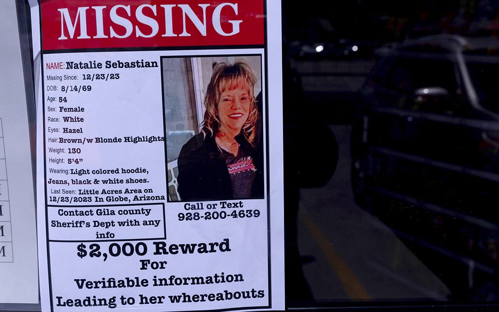 A sign about Natalie Jo Sebastian’s disappearance is outside of Dave’s Fast Stop on April 9, 2024. (Photo by Mariah Temprendola/Cronkite News)