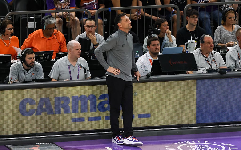 Phoenix Mercury coach Nate Tibbetts is 'proud' and 'thankful' to follow in his father's footsteps after spending most of his career in the NBA. (Photo by Shirell Washington/Cronkite News)