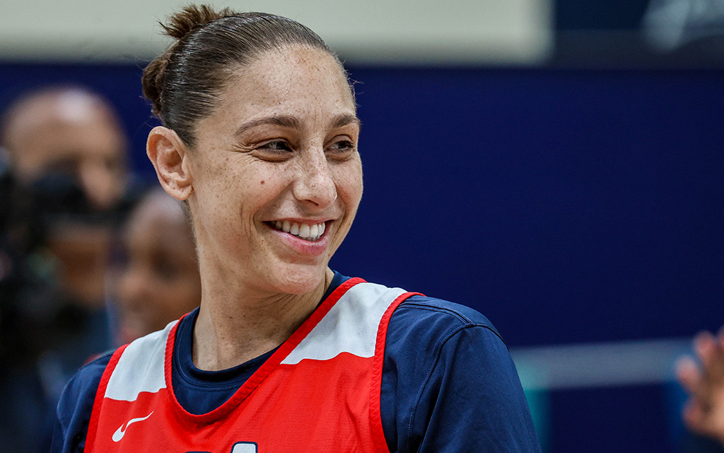 Diana Taurasi shares a laugh with teammates at practice at Marcel Cerdan Sports Complex in northwest Paris. Team USA understands trying to find a balance of on-court success and off-court enjoyment. (Photo by Spencer Barnes/Special for Cronkite News)