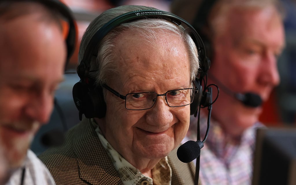 It was good to hear your voice: Popularity of Suns broadcaster Al McCoy spanned generations