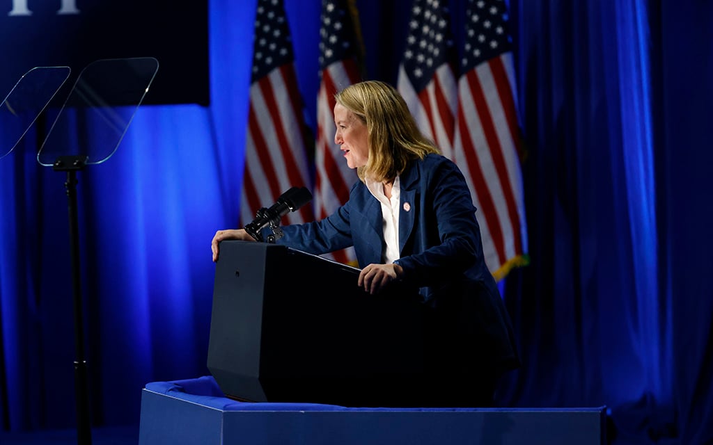 Arizona Attorney General Kris Mayes speaks ahead of Vice President Kamala Harris in Douglas on Sept. 27, 2024. (Photo by Gabriel Garza/Cronkite News)